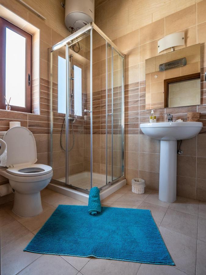 250 Yo Tal-Bambinu Boutique Farmhouse Xagħra المظهر الخارجي الصورة