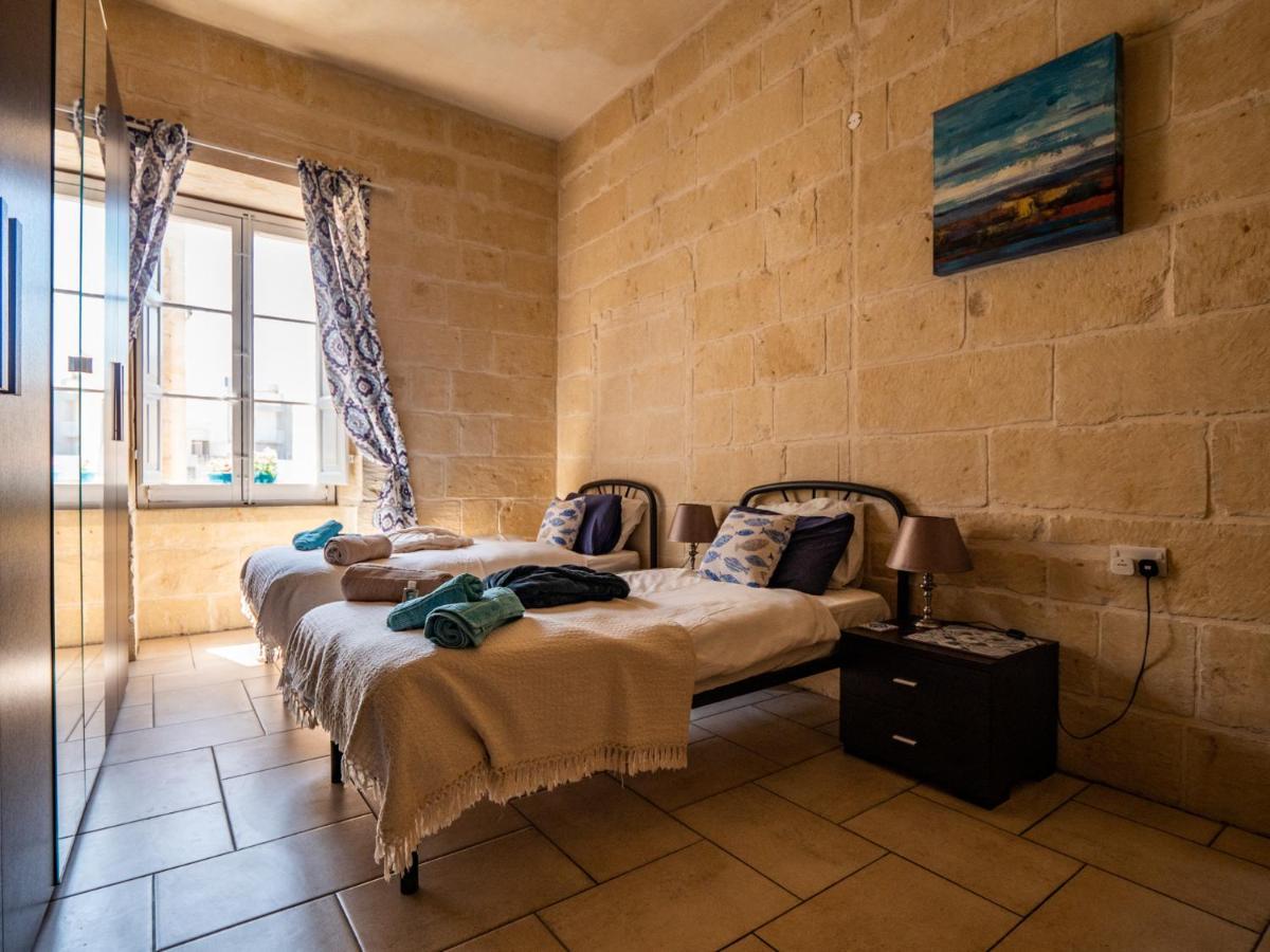 250 Yo Tal-Bambinu Boutique Farmhouse Xagħra المظهر الخارجي الصورة